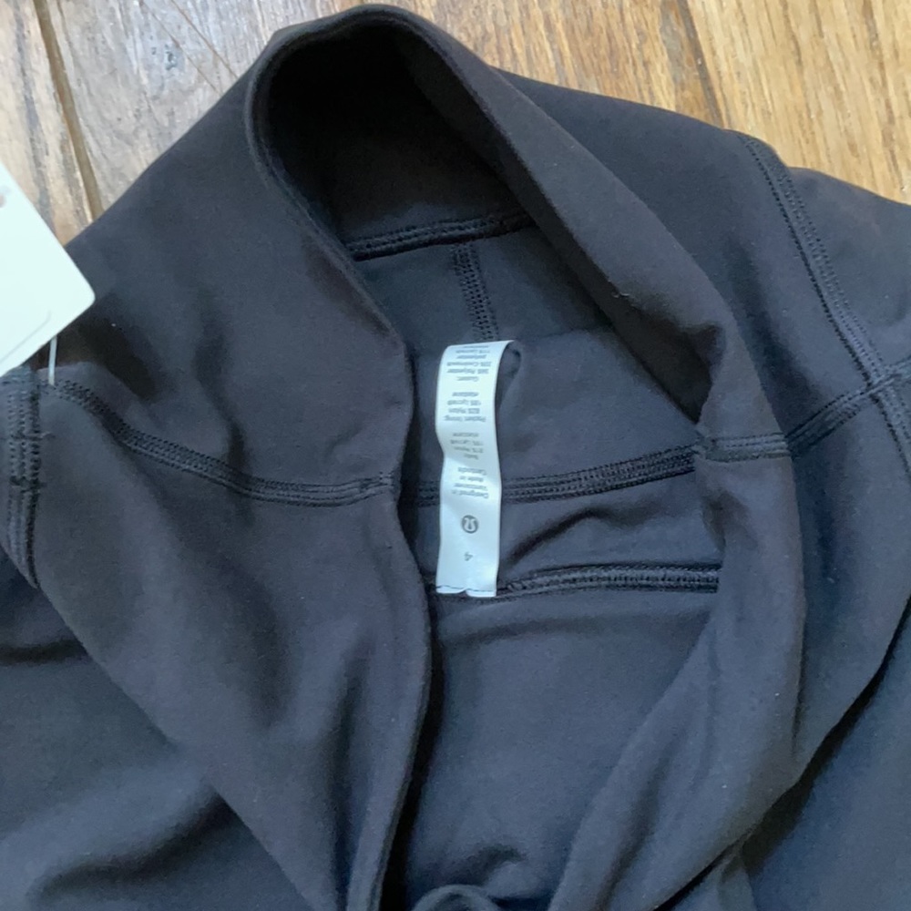 NWT LULULEMON Groove Pant FLARE Super High Waist Size SOLID Black  NULU  Align 6 - Picture 16 of 16